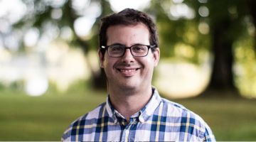 Nicholas Diakopoulos headshot