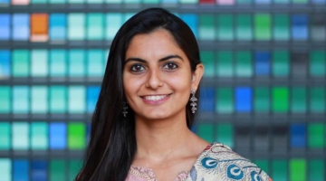 Suhani Jalota's headshot