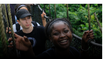 Global Engagement Studies Institute participants on a trek