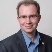 David Bray headshot
