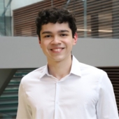 A headshot of Renato de Souza Elisanio