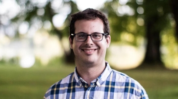 Nicholas Diakopoulos's headshot