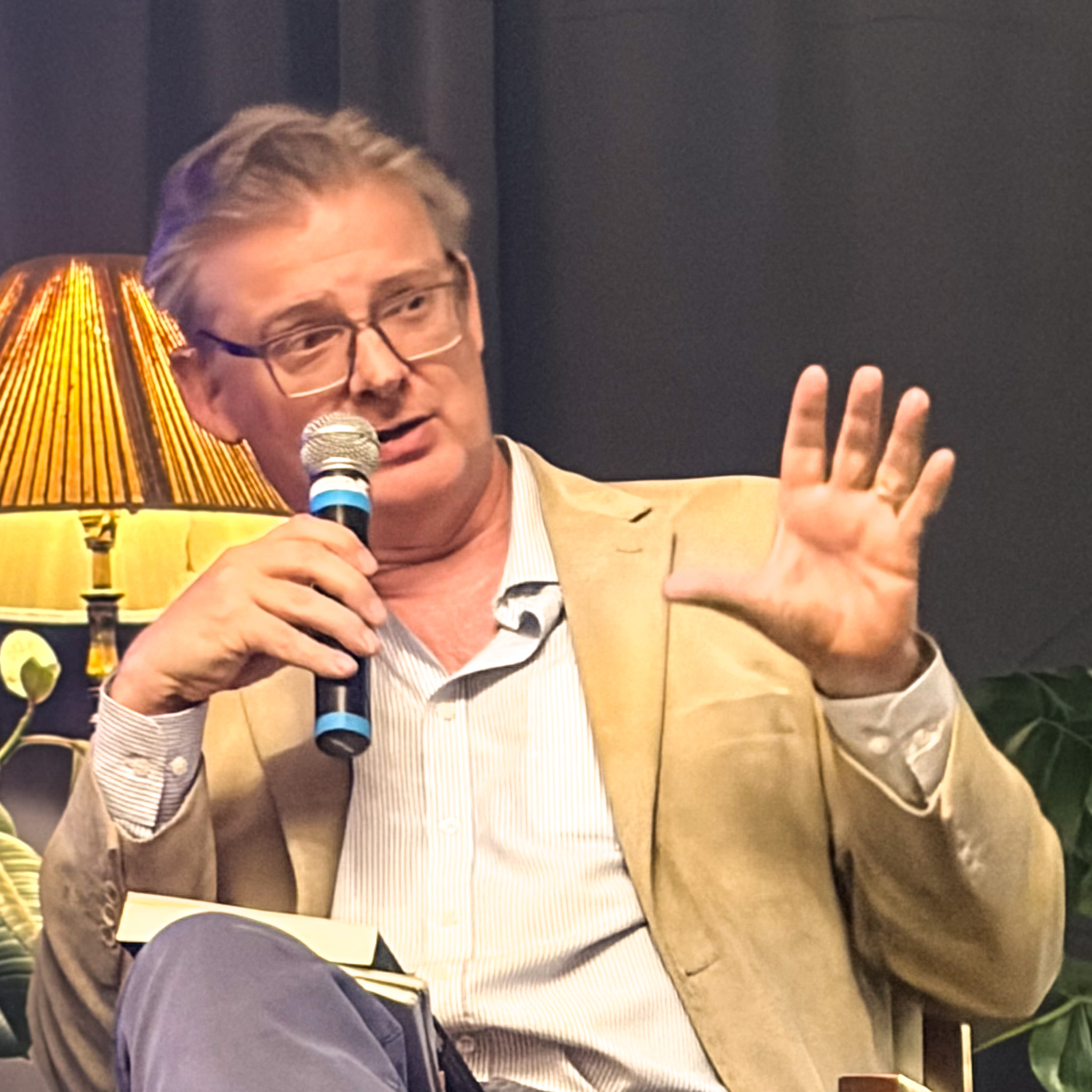Image of the panel of experts who led the conversation